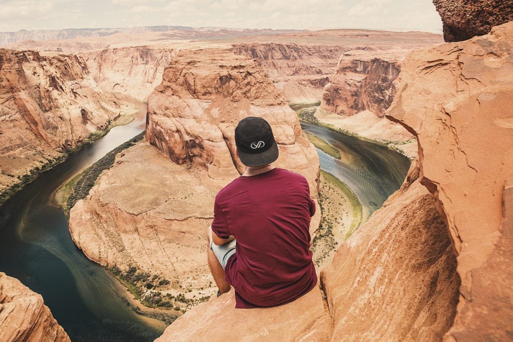 Val Sauvage Embroided organic cotton hat in Black